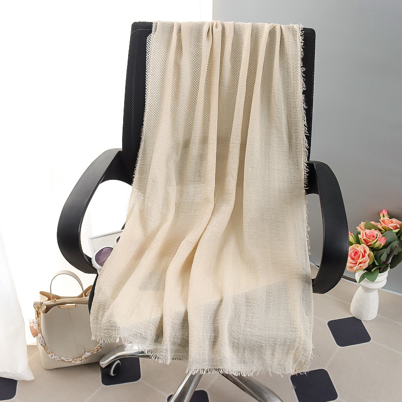 G245 Weicher und atmungsaktiver Voile-Hijab