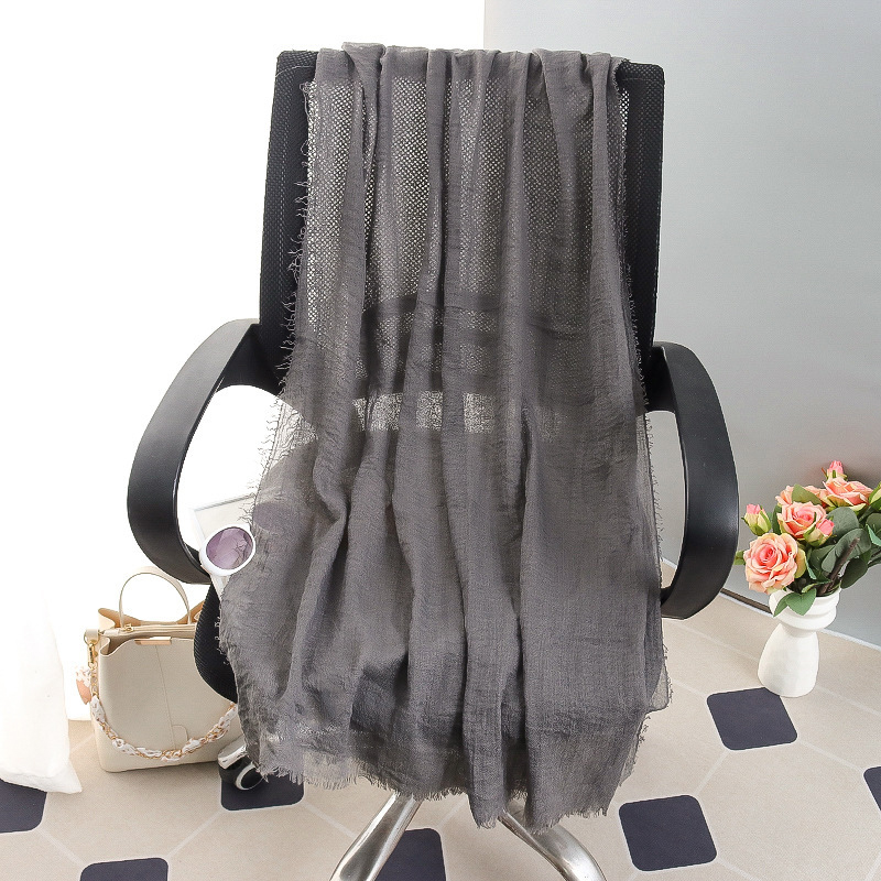 G245 Weicher und atmungsaktiver Voile-Hijab