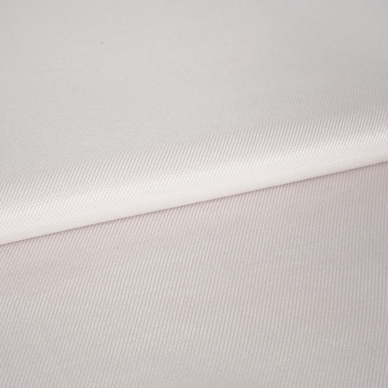 MITTLERER TWILL AUS POLY-RAYON
