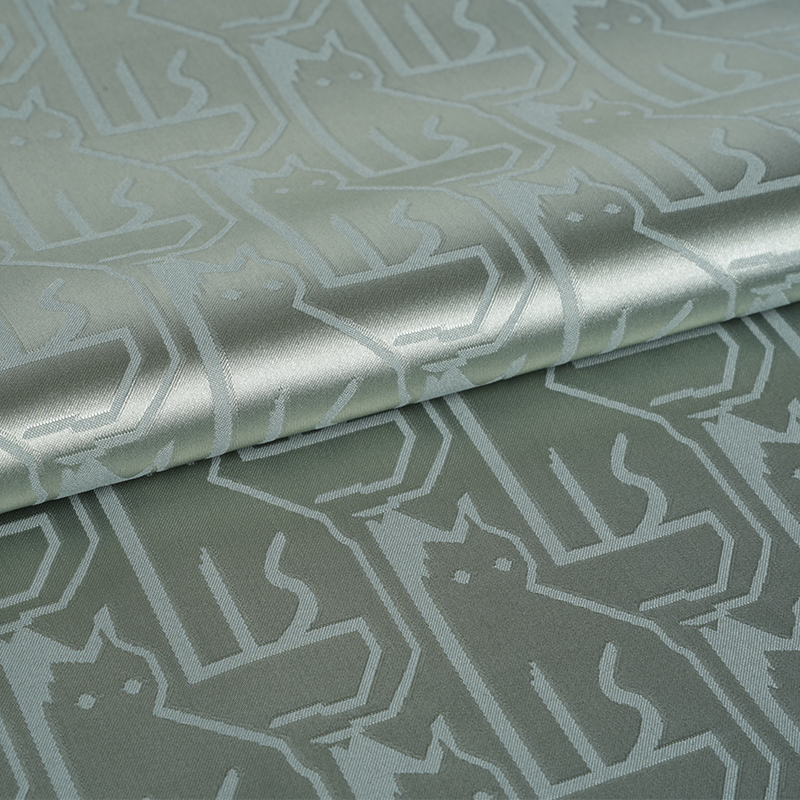 Unregelmäßige Katzenköpfe aus 75D Stretch-Satin