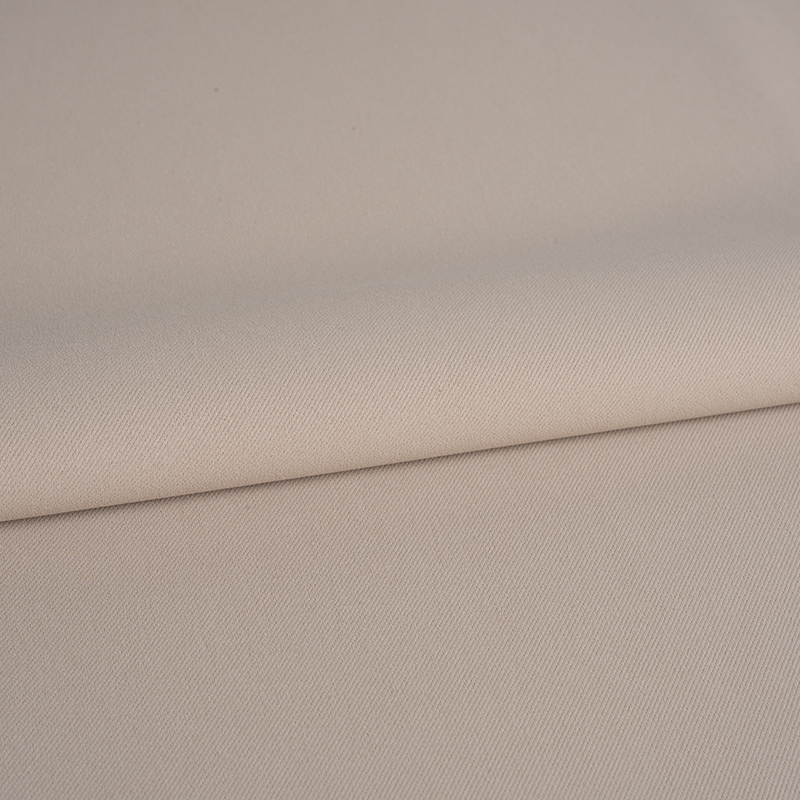 95d*160d Morgan Seidenfärbung