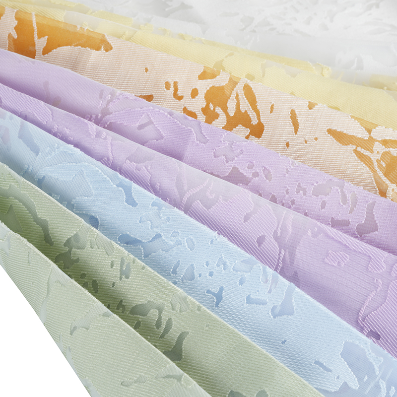 RT Stoff mit gebrannten Blumen