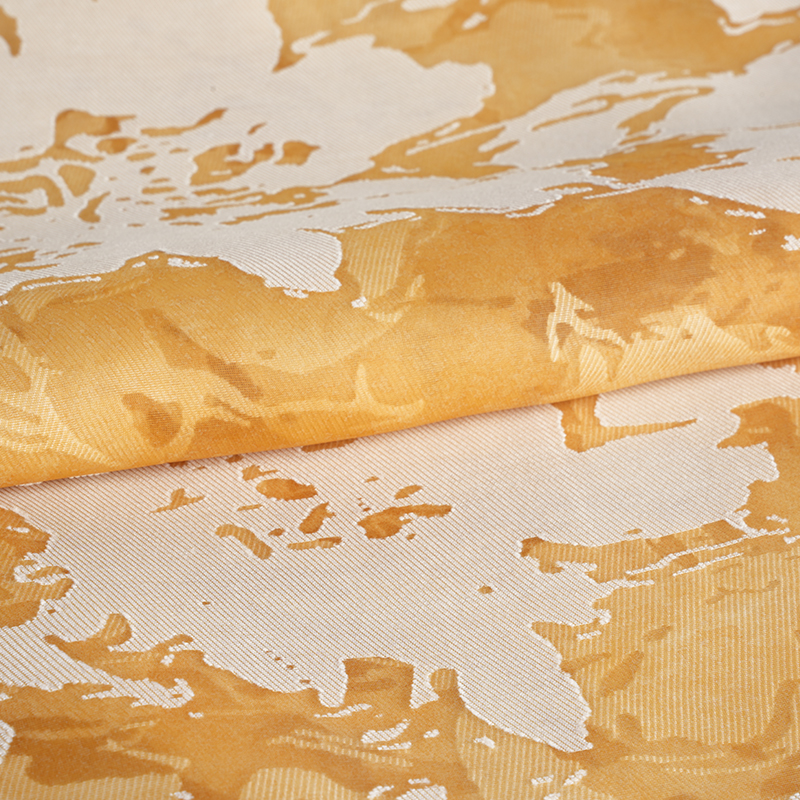 RT Stoff mit gebrannten Blumen