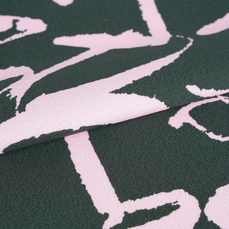 75D*120D Polyester-Seidenstoff mit faltigem arabischem Druck