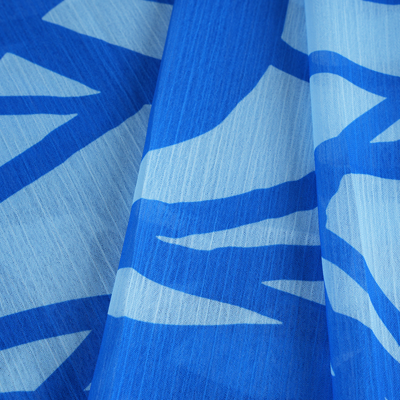 BD2503 75D Dream Space Kreppstoff mit Chiffondruck