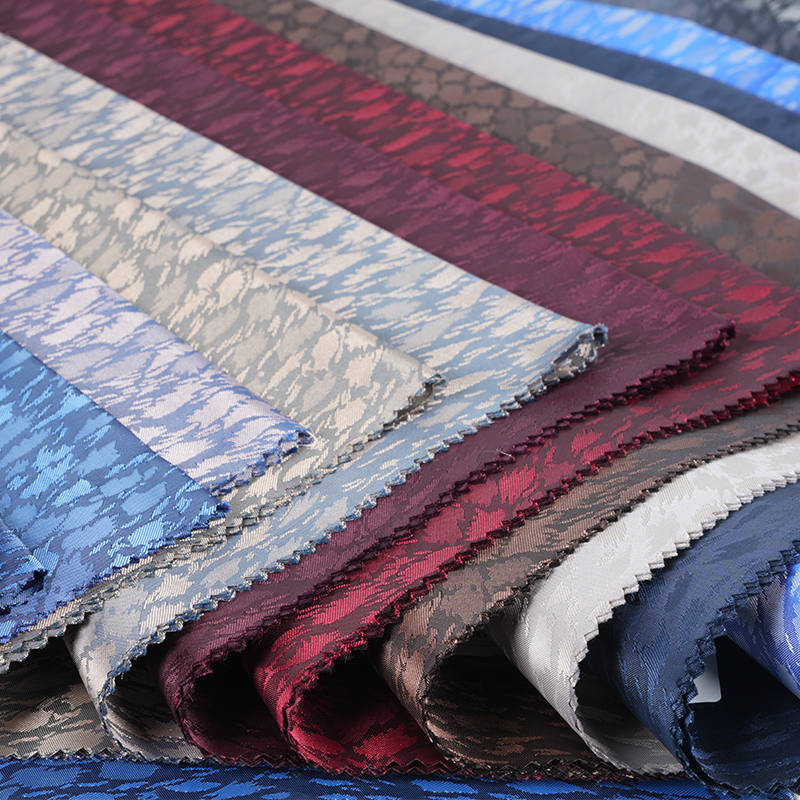 Kationischer Jacquard mit Leopardenmuster