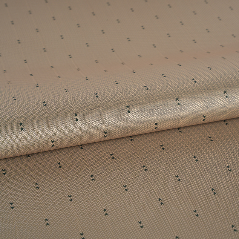 Polyester-Jacquard aus weißem Filament mit gewellten Pfeilstreifen