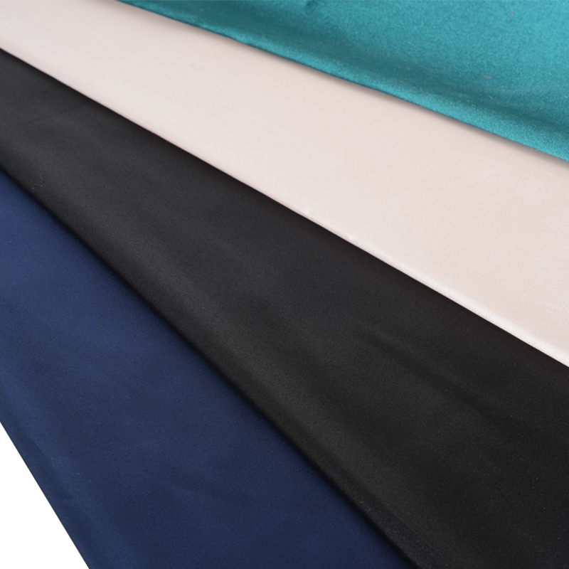 50D*50D gefärbter, glänzender, gedrehter Stretch-Satin-Färbestoff